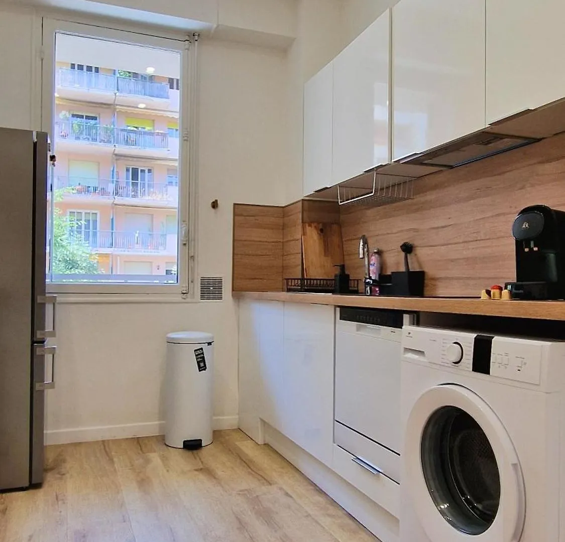 Jazzy Et Spacieux Appartement Prom Des Anglais Nice 0*,  France